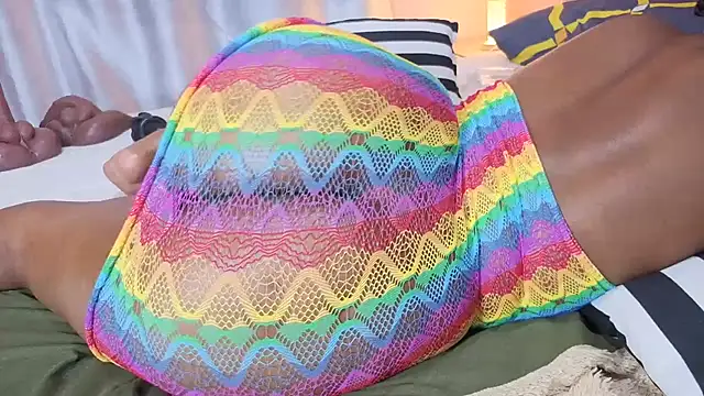 yourgoodcalmebonygirl live sex cam