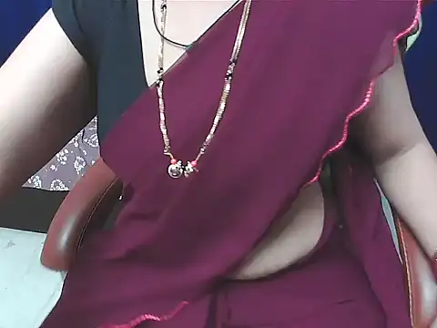 sunitha-3's cam snapshot