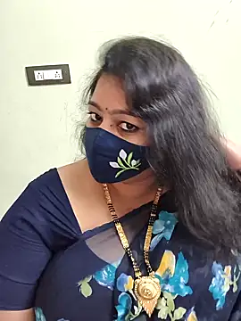 neelu-hoty's cam snapshot