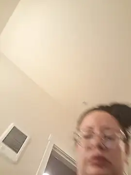 Katiekinkz669's cam snapshot