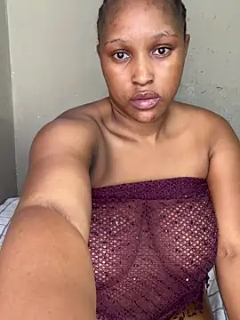 Bellabootie's cam snapshot