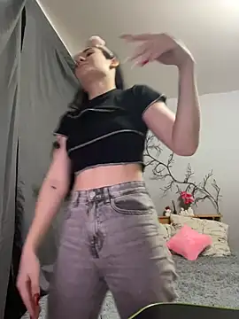 Adele_Shy_ live sex cam