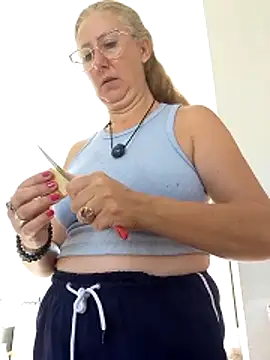 MILEIDE980 live sex cam