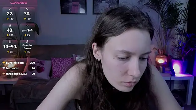 VioletaBloom live sex cam