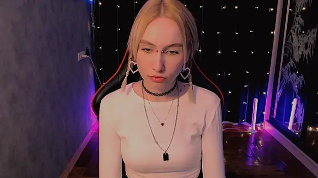 crybambi's cam snapshot