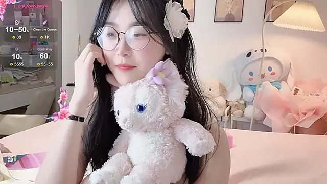 Luminous4173 live sex cam