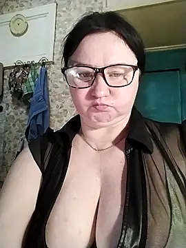 Holly-69 live sex cam