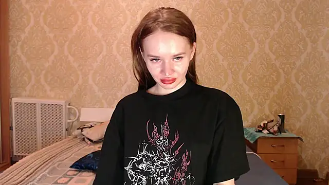 Kitkaat00 live sex cam