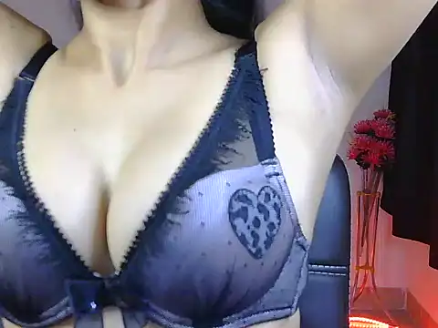 miss_ragni's cam snapshot