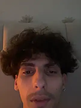 Albino1122 live sex cam