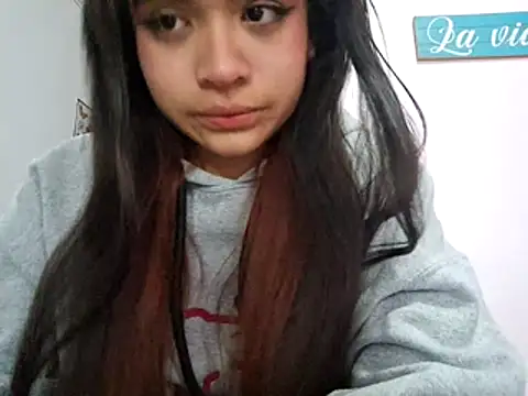 KENDALL_ART's cam snapshot