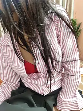 Shalu_G's cam snapshot