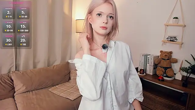 LaureMestler live sex cam