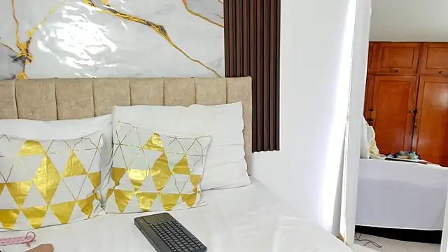 cristalwalker__ live sex cam