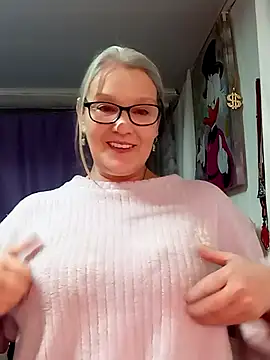 irinamaux live sex cam