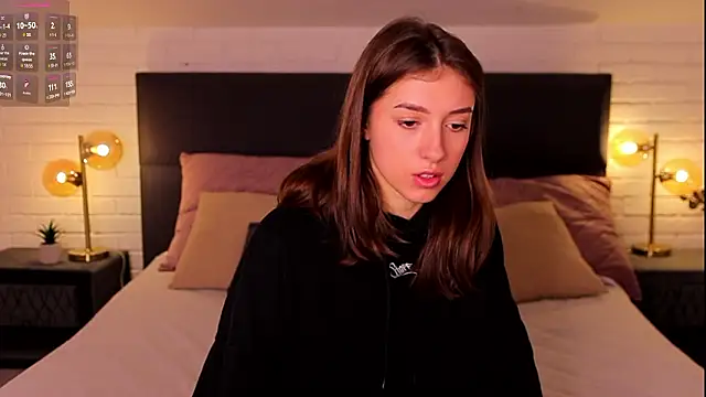 SweetVikki live sex cam