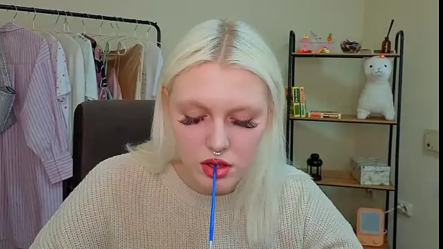 KellyyMcGuire's cam snapshot