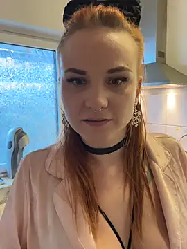 Fiebie_licios's cam snapshot