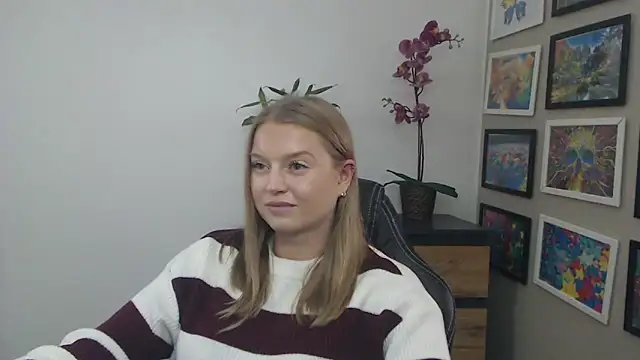 Mysteryerica's cam snapshot