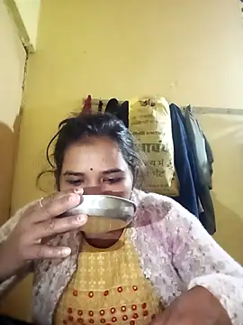 Jaya_Iyer's cam snapshot