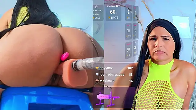 Isis_car0lina's cam snapshot