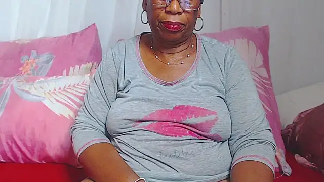 Freakyassnwildx's cam snapshot