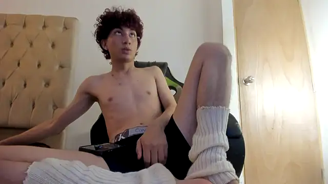 Darkknightx01 live sex cam