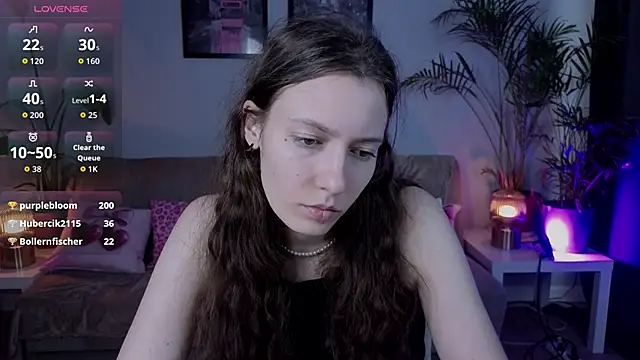 VioletaBloom live sex cam
