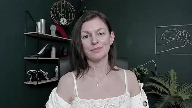 VivianWILD live sex cam