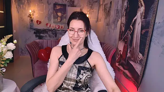 UnaTerra live sex cam