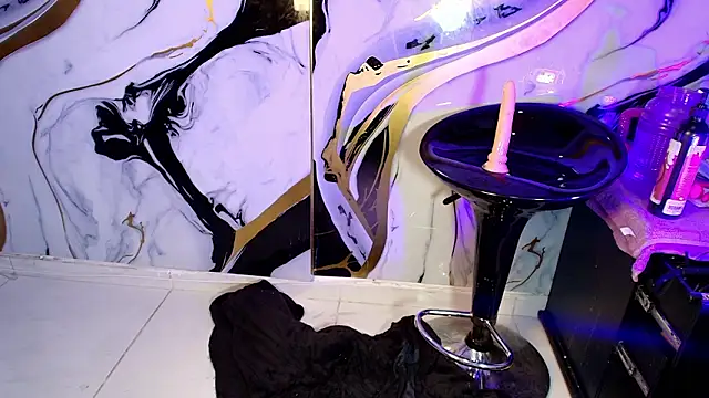 Lizz_Tender live sex cam