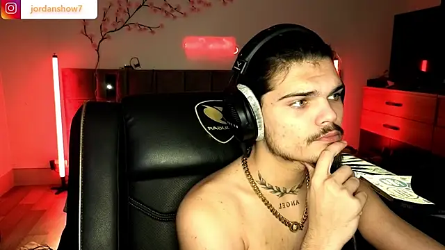 JordanShow's cam snapshot