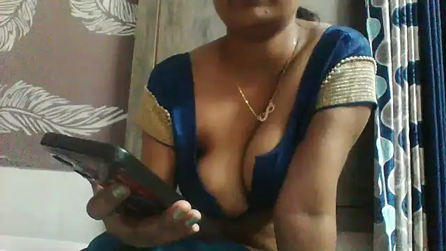 shalini_fire live sex cam