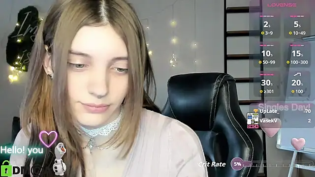 CherryBloom777's cam snapshot