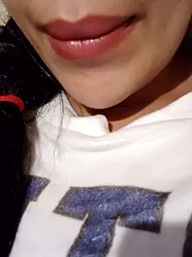 Sexlove1xo's cam snapshot