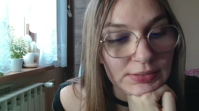 LooveELLYx's cam snapshot