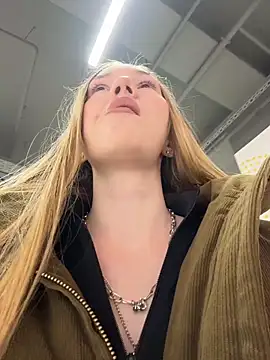 MilaMoone's cam snapshot