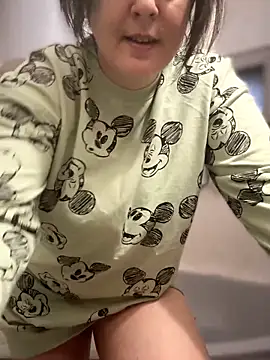 QueenMaryXO live sex cam