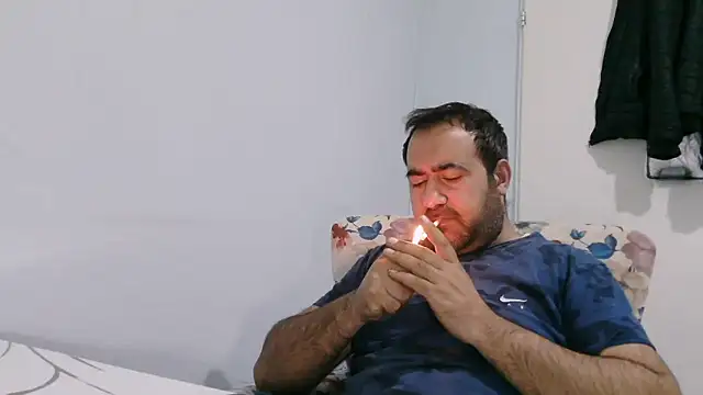 big_snakee live sex cam