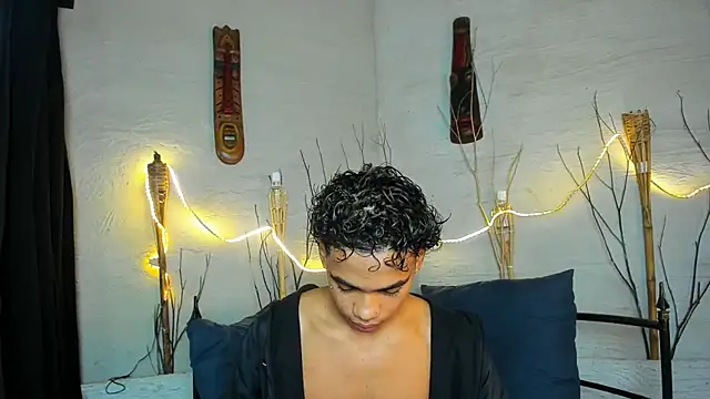 AlanCutee live sex cam