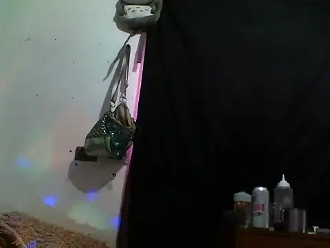 Venus2388 live sex cam