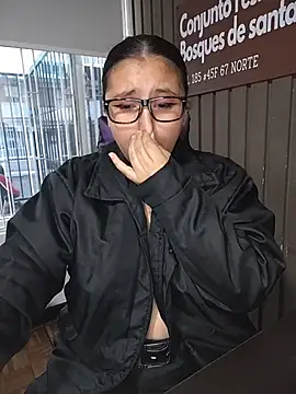 Cute_Penelope live sex cam