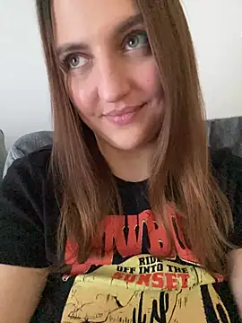 AliceDesmee live sex cam