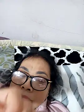 Hotestlove live sex cam