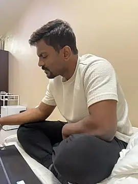 bhagihero live sex cam