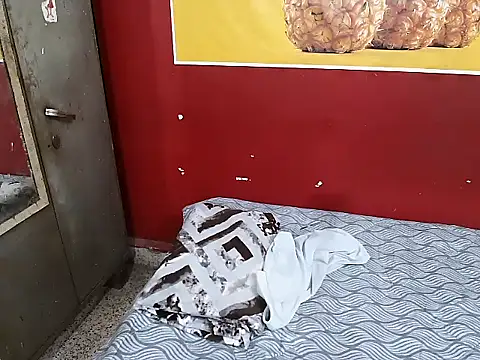 Lovelycouple25 live sex cam