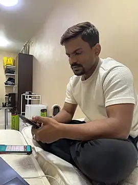 bhagihero live sex cam