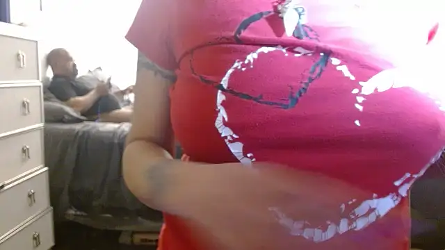 realninafame live sex cam