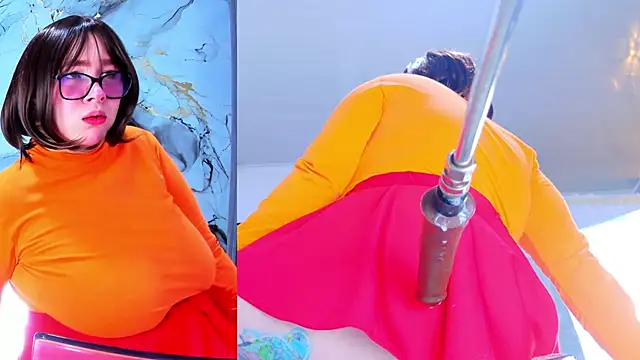 NathaxaLeans live sex cam