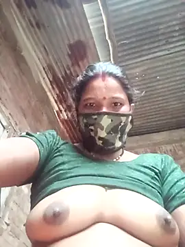 Kirti_sacsena's cam snapshot